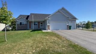 580 Alaska Loop S, Cambridge, MN